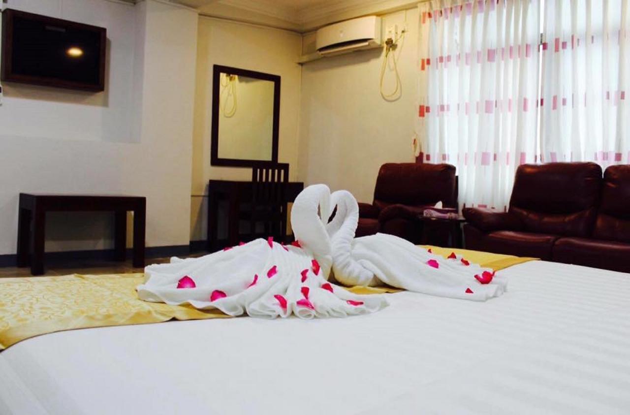 Lanmadaw Plaza Hotel China Town Yangon Exterior foto